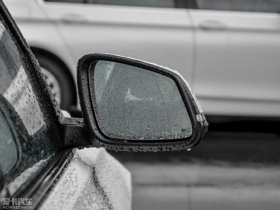 2015R3ϵ 320i \OӋb