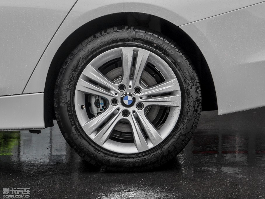 2015R3ϵ 320i \OӋb