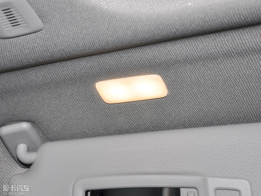 2015R3ϵ 320i \OӋb