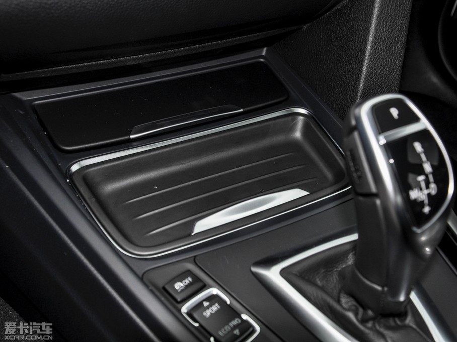 2015R3ϵ 320i \OӋb