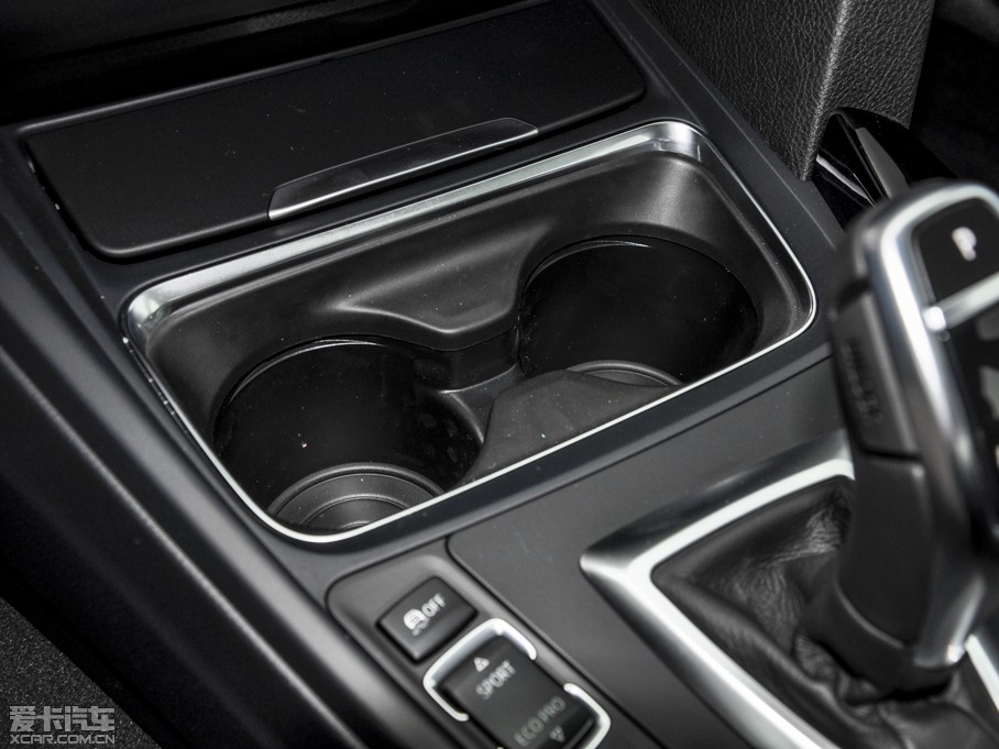 2015R3ϵ 320i \(yn)O(sh)Ӌb