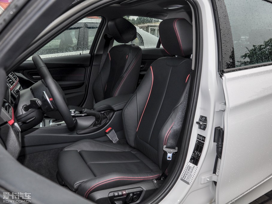 2015��R3ϵ 320i �\���OӋ���b