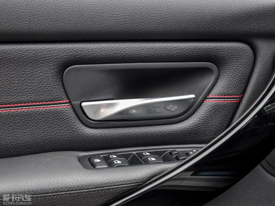 2015R3ϵ 320i \OӋb