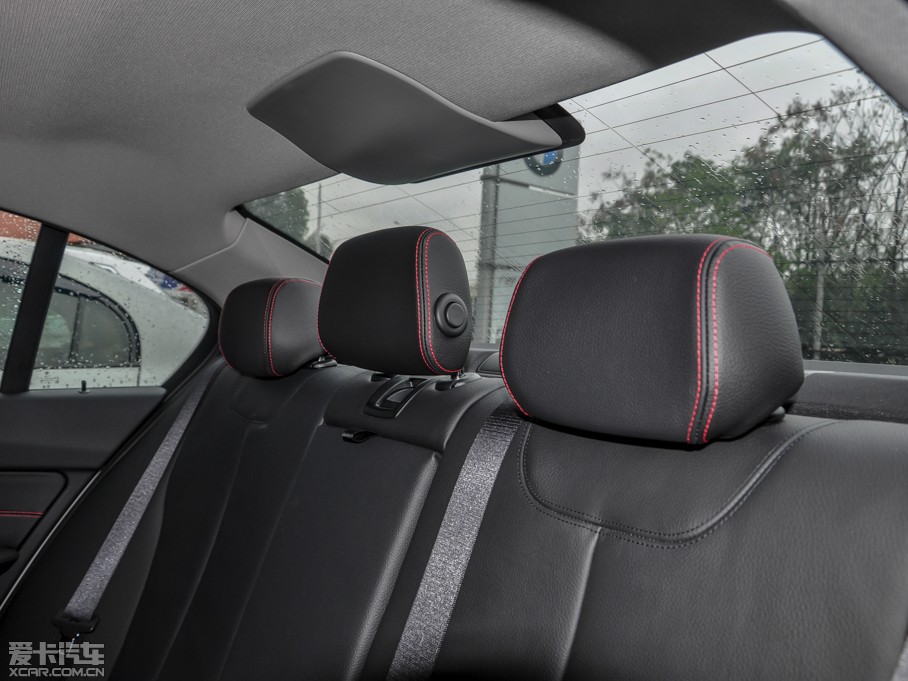 2015R3ϵ 320i \OӋb