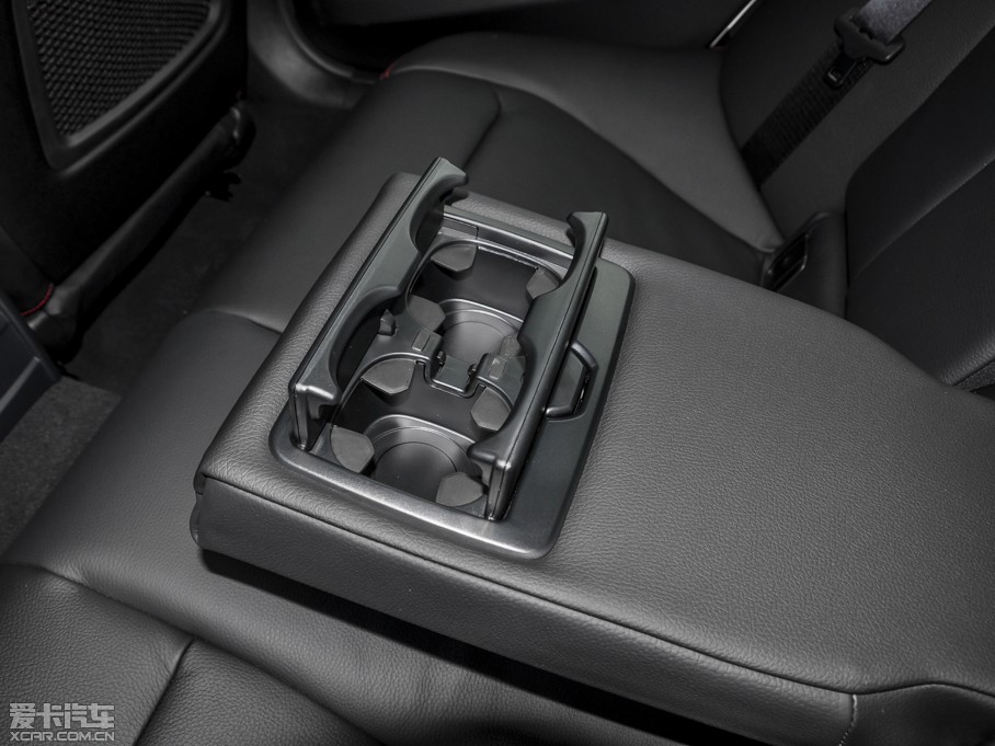 2015R3ϵ 320i \OӋb