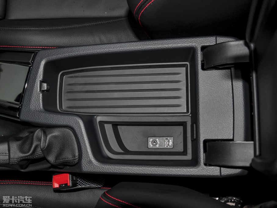 2015��R3ϵ 320i �\���OӋ���b