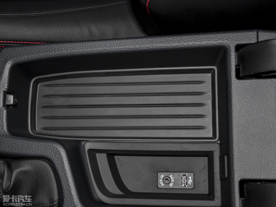 2015R3ϵ 320i \OӋb