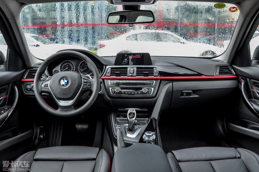 2015R3ϵ 320i \OӋb