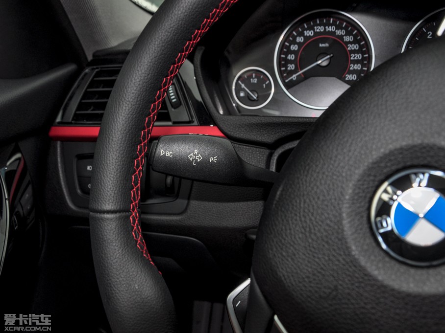 2015R3ϵ 320i \OӋb