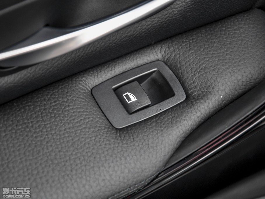 2015R3ϵ 320i \OӋb