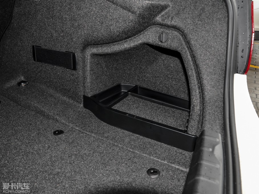 2015R3ϵ 320i \OӋb