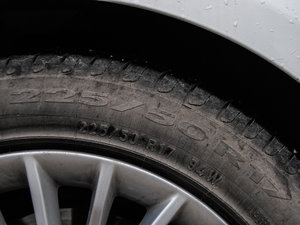 2015328Li xDriveAOӋb ݆̥ߴ