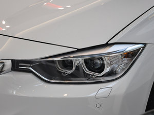 2015328i xDrive\OӋb ^