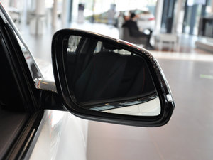 2015328i xDrive\OӋb ^