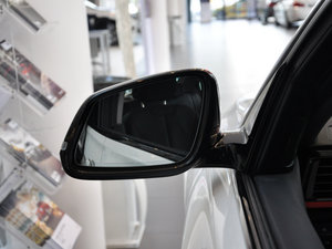 2015328i xDrive\OӋb ^