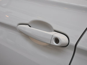 2015328i xDrive\OӋb {T