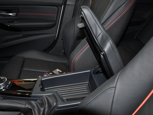 2015328i xDrive\OӋb g