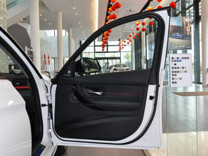 2015328i xDrive\OӋb g