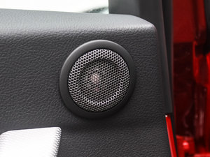 2015328i M\(yn)(dng) g