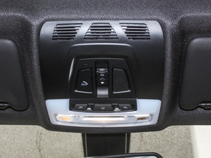 2015328i M\(yn)(dng) g