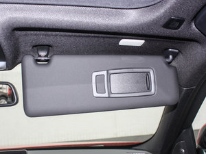 2015328i M\(yn)(dng) g