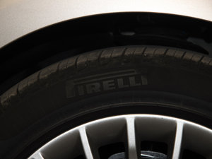 2015 320Li AOӋb ݆̥Ʒ