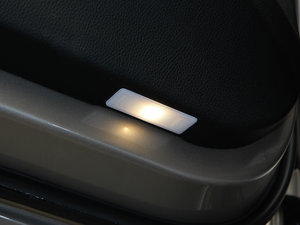 2015 320Li AO(sh)Ӌ(j)b g