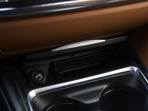 2015 320Li AOӋb g