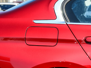 2015 320Li AOӋb ^