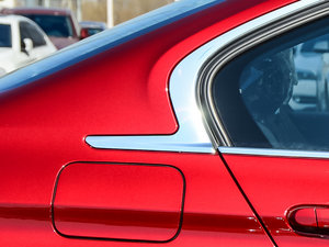 2015 320Li AOӋb ^