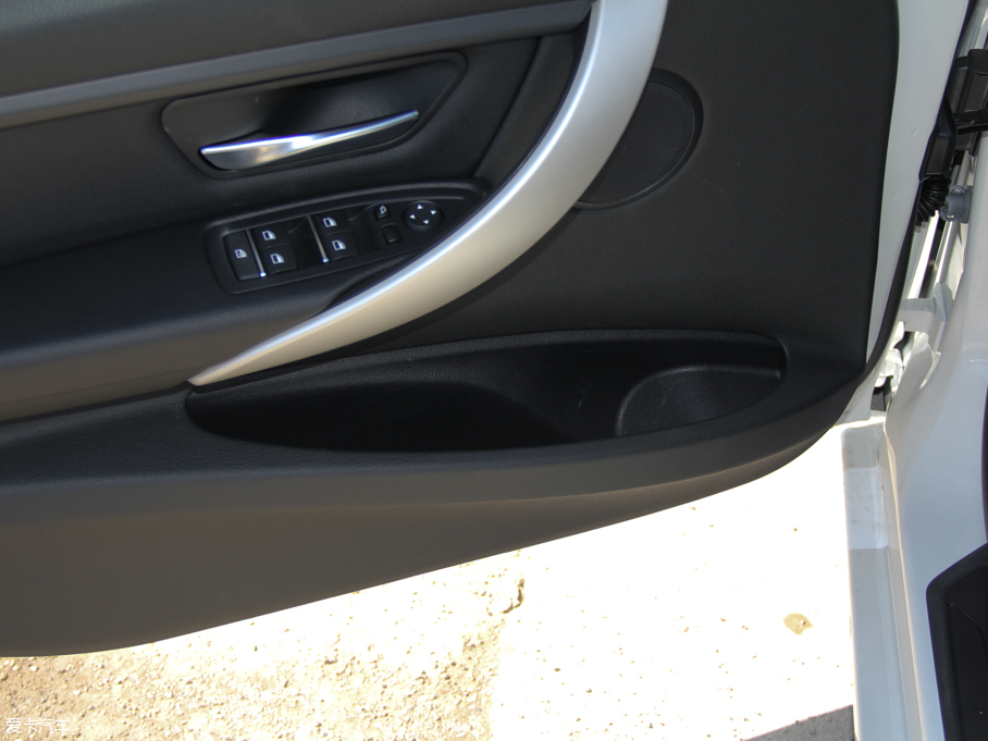 2016R3ϵ 320Li r(sh)