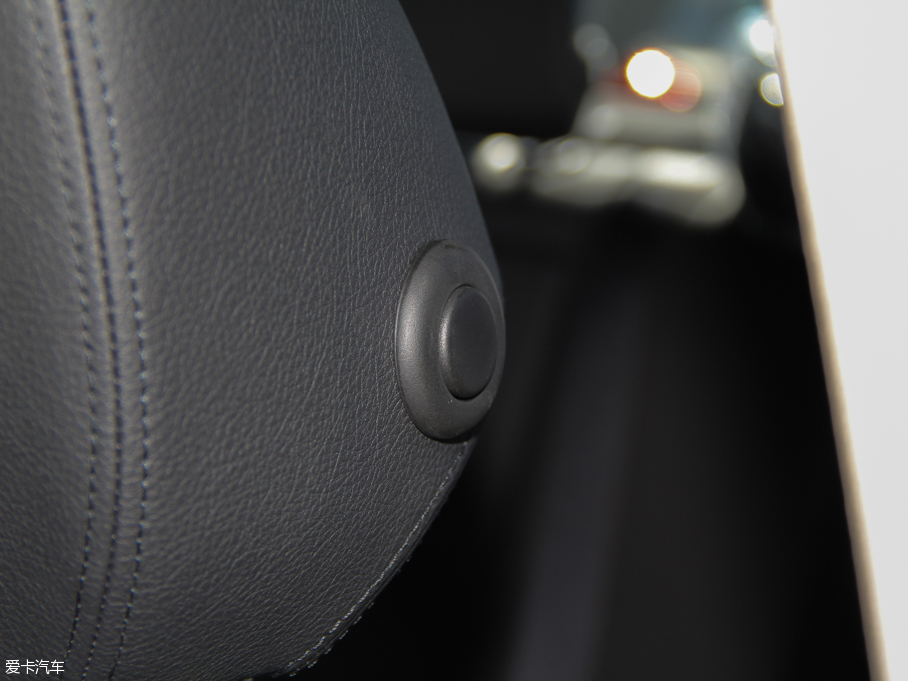 2016R3ϵ 320Li r(sh)