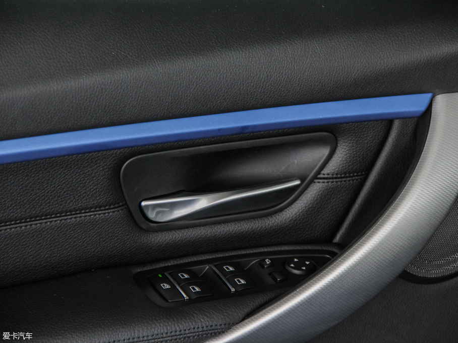 2016R3ϵ 328i xDrive M \