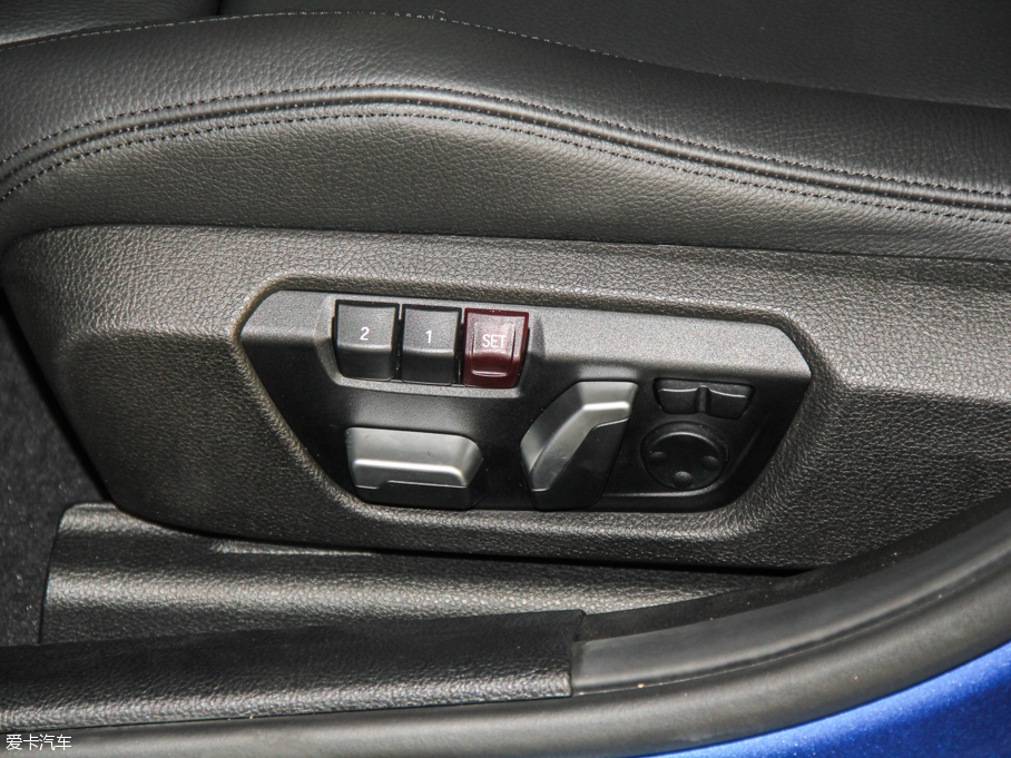 2016R3ϵ 328i xDrive M \