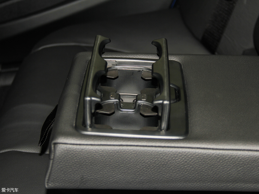 2016R3ϵ 328i xDrive M \