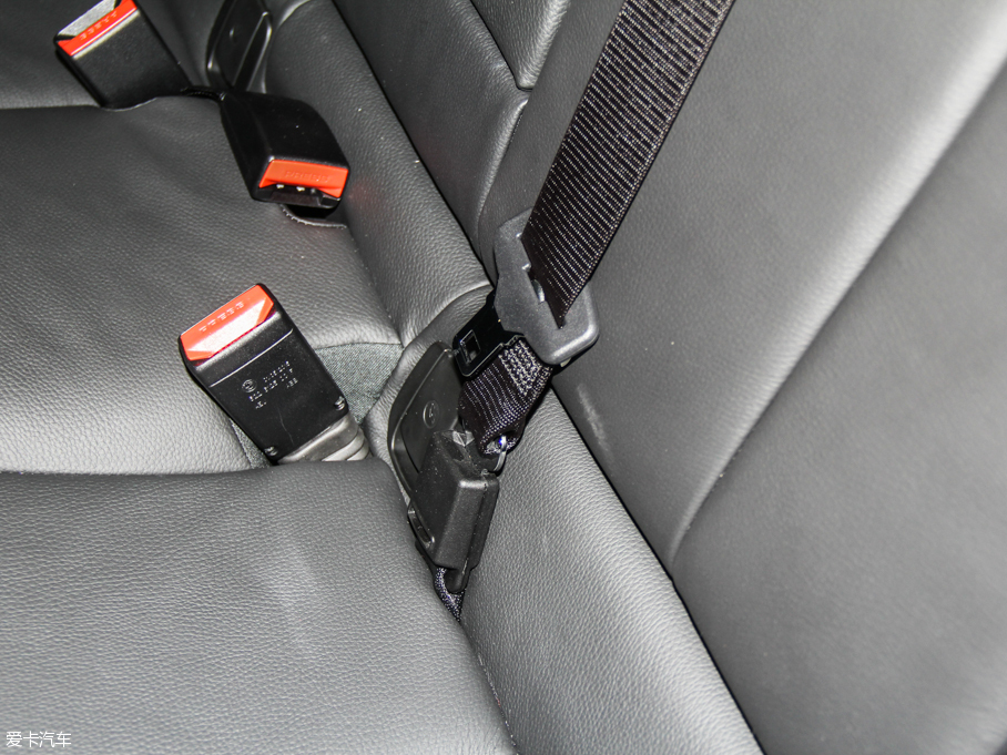 2016R3ϵ 328i xDrive M \