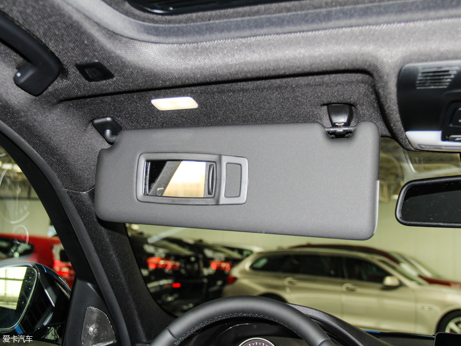 2016R3ϵ 328i xDrive M \