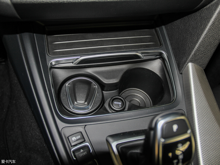 2016R3ϵ 328i xDrive M \