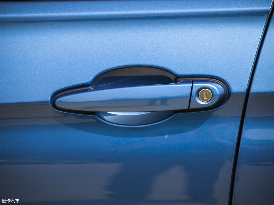 2016R3ϵ 320i M \