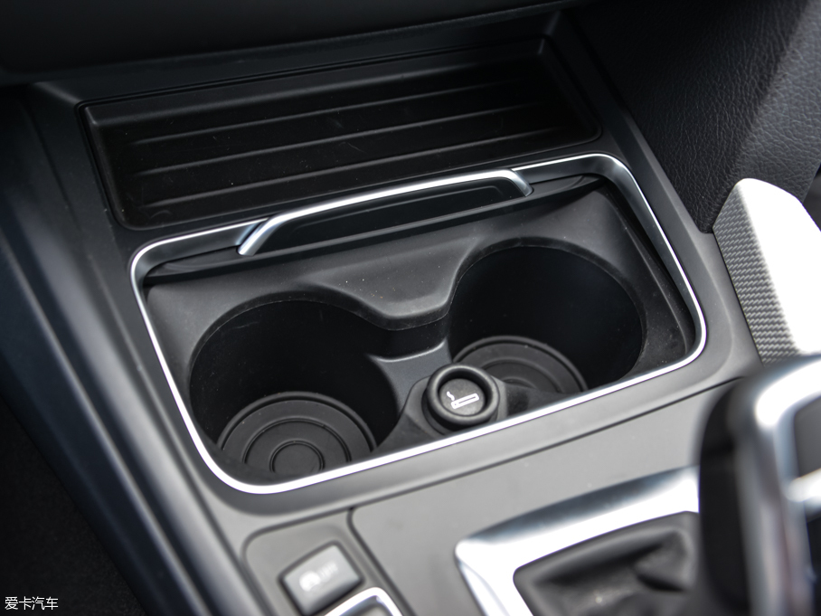 2016R3ϵ 320i M \