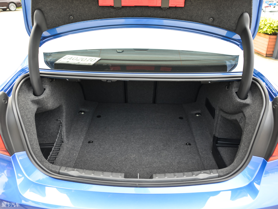 華晨寶馬2016款寶馬3系