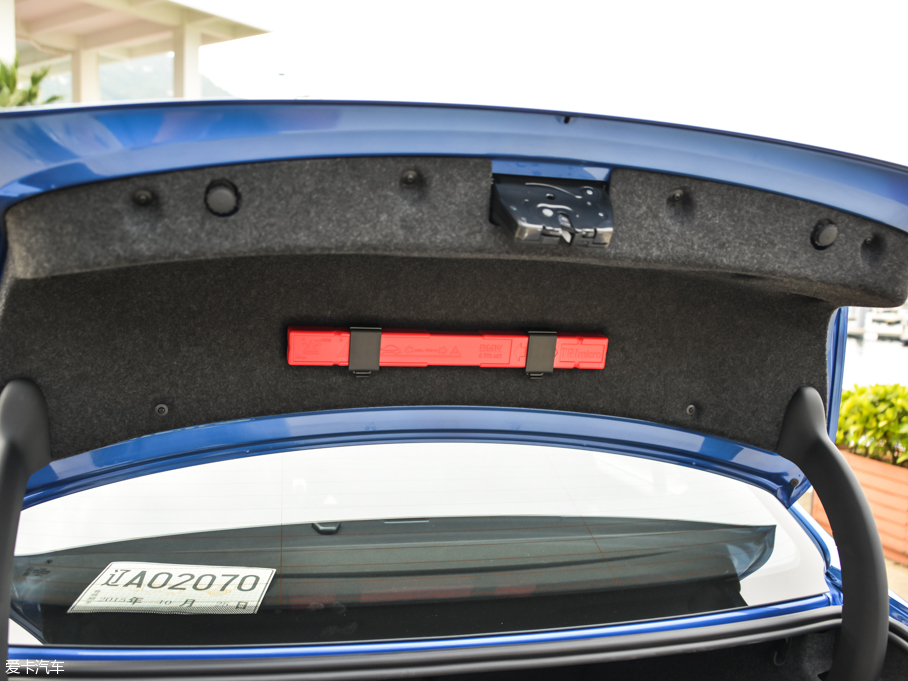 2016��R3ϵ 320i M �\����