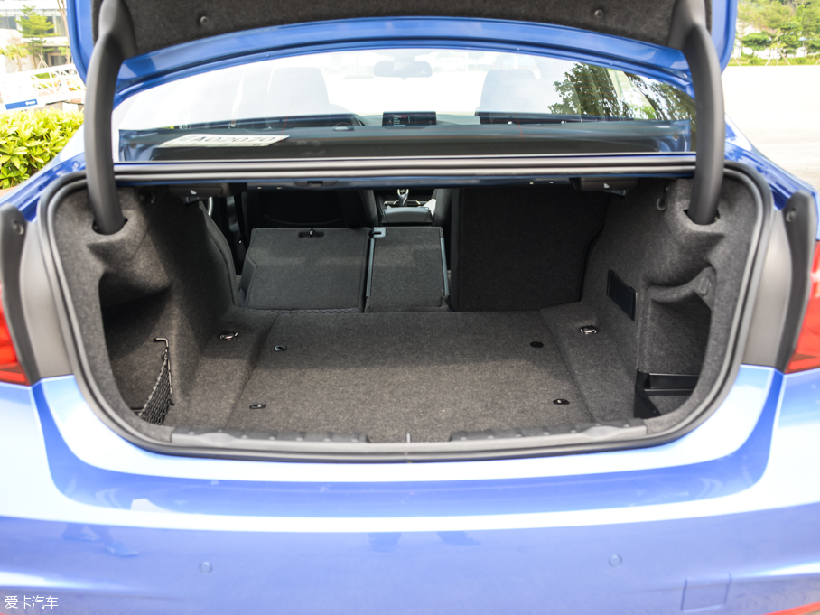 2016��R3ϵ 320i M �\����