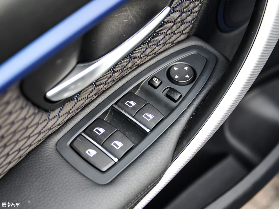 2016R3ϵ 320i M \