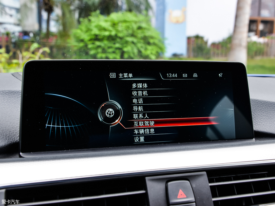 2016��R3ϵ 320i M �\����