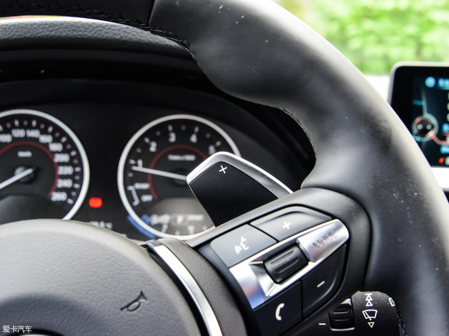 2016R3ϵ 320i M \