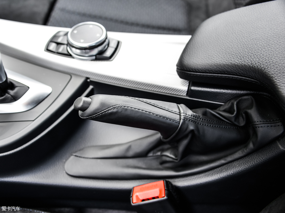 2016��R3ϵ 320i M �\����