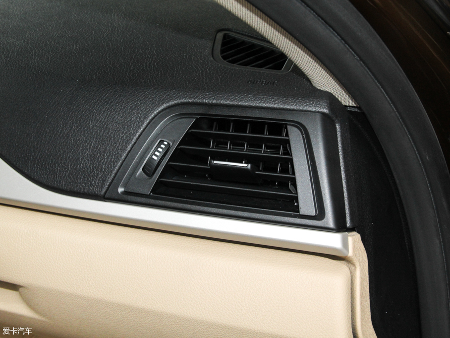 2016R3ϵ 320Li r(sh)