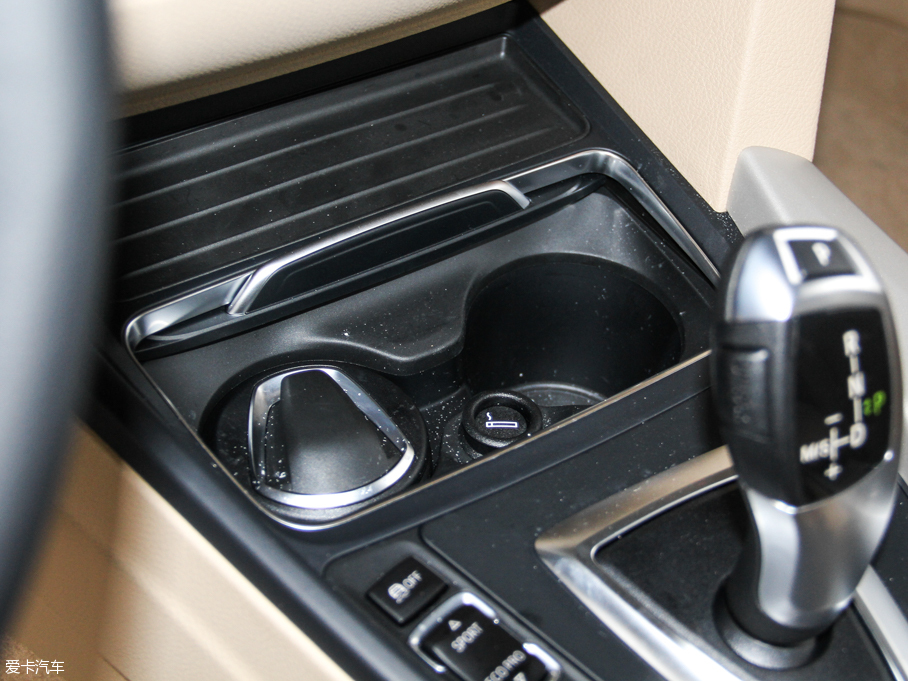 2016R3ϵ 320Li r(sh)