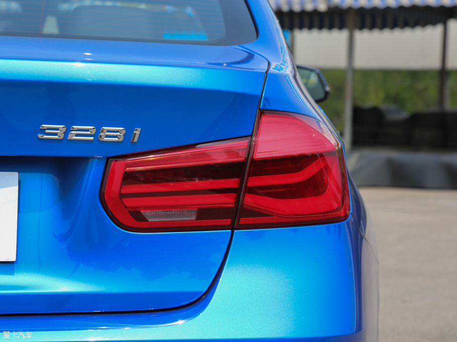 2016��R3ϵ 328i xDrive M �\(y��n)����